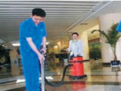 郑州保洁公司：地板清洁小窍门
