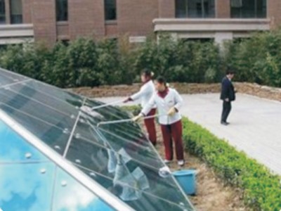 郑州高空清洗：保洁外包有哪些具体原因